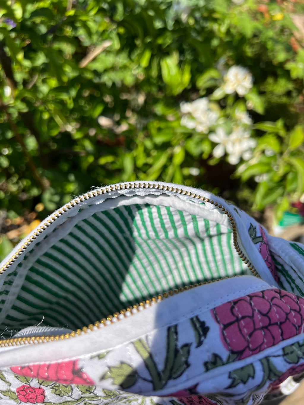 White & Pink Vine Round Sling Bag